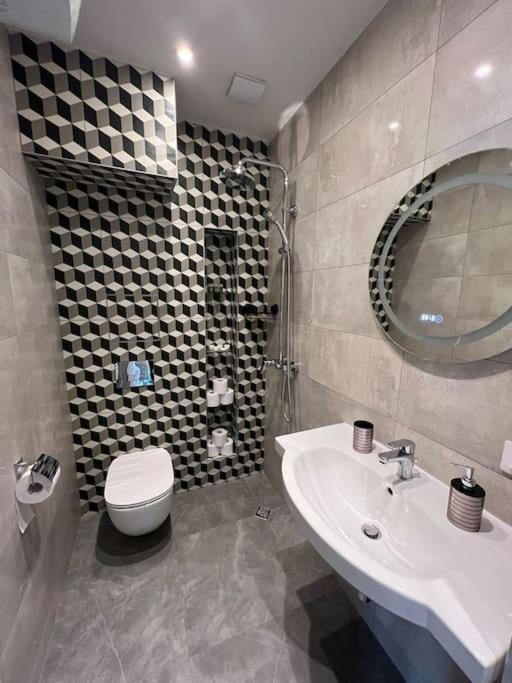 Location ! Location ! Location ! City Garden View Apartment Sofía Exterior foto